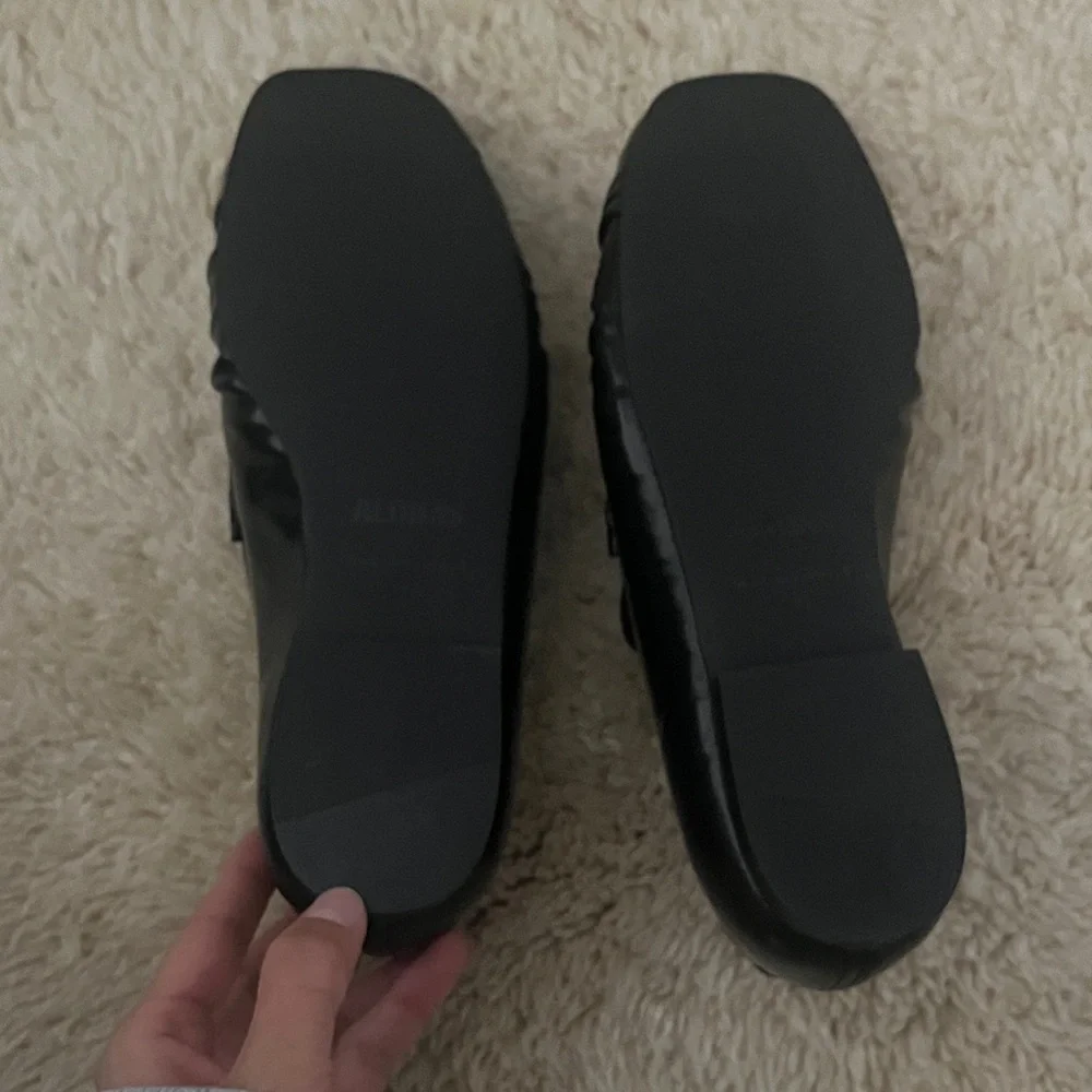 ALOHAS Women’s Leather Cow Hide Black Slip-On Loafers - Picture 4 of 6